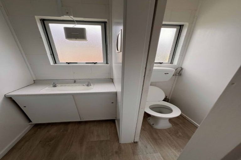 Photo of property in 226 Old Farm Road, Hamilton East, Hamilton, 3216