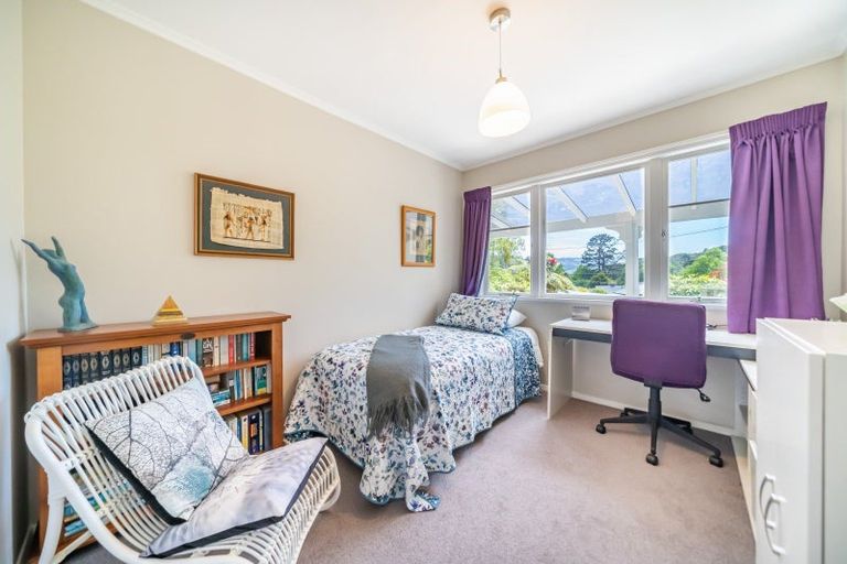 Photo of property in 58 Jocelyn Crescent, Pinehaven, Upper Hutt, 5019