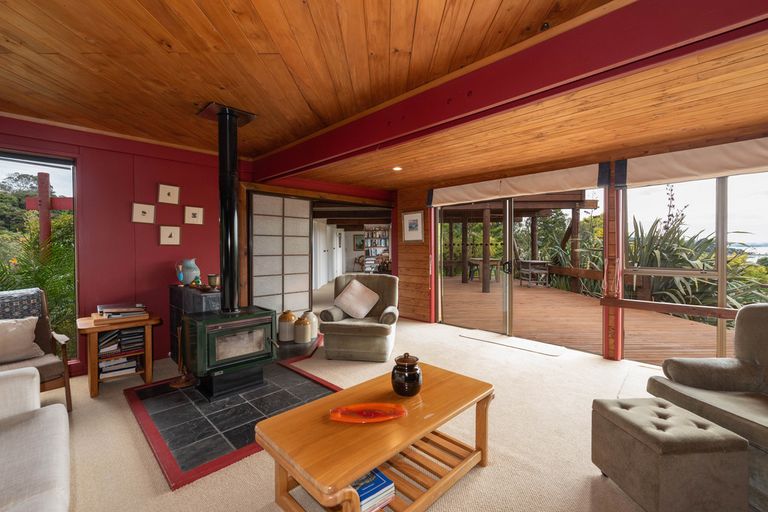 Photo of property in 15 Rangitane Loop Road, Kerikeri, 0294