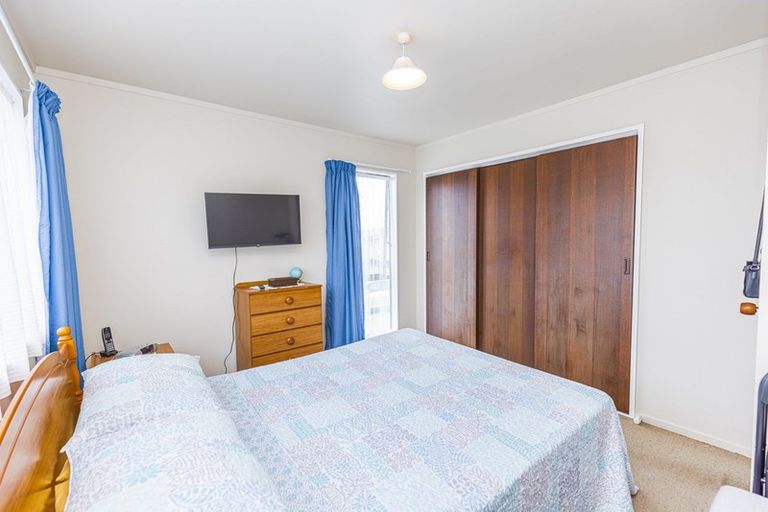 Photo of property in 8 Karyn Street, Castlecliff, Whanganui, 4501