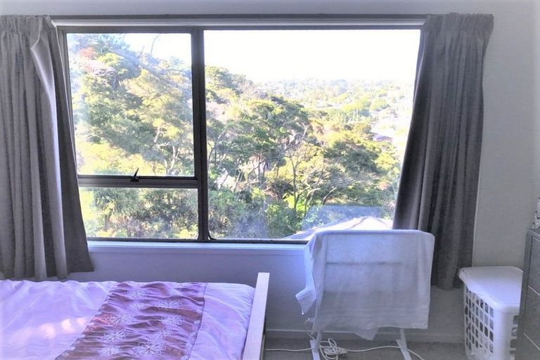 Photo of property in 38 Tree View Avenue, Glenfield, Auckland, 0629