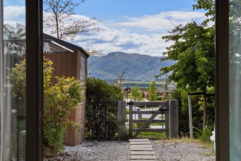 Photo of property in Northlake, 19 Mount Nicholas Avenue, Wanaka, 9305