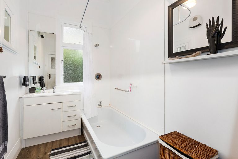 Photo of property in 38 Cranston Street, Andersons Bay, Dunedin, 9013