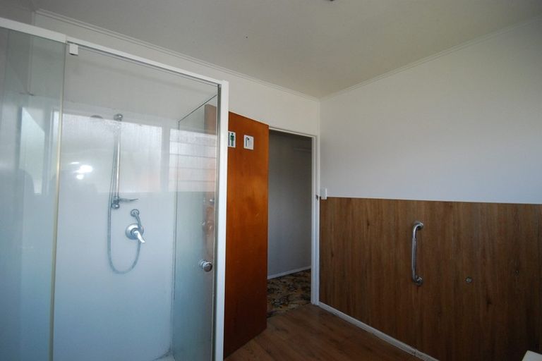 Photo of property in 27 Eddowes Street, Manurewa, Auckland, 2102