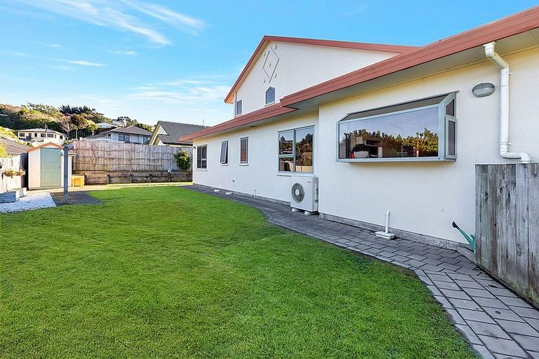 Photo of property in 30 Ring Lane, Paparangi, Wellington, 6037