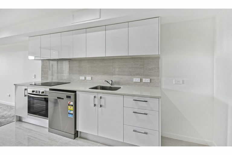 Photo of property in 211/8 Gray Avenue, Mangere East, Auckland, 2024