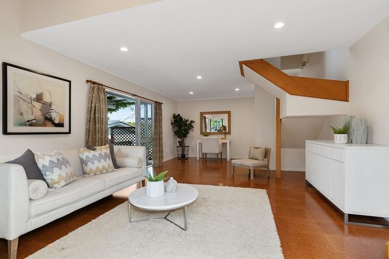 Photo of property in 21 Church Street, Northcote Point, Auckland, 0627