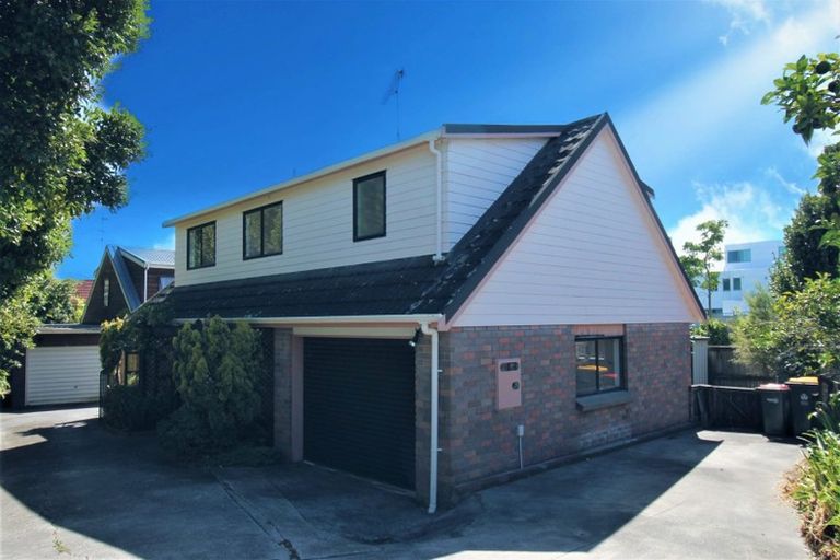 Photo of property in 1/11 Macleans Road, Bucklands Beach, Auckland, 2014