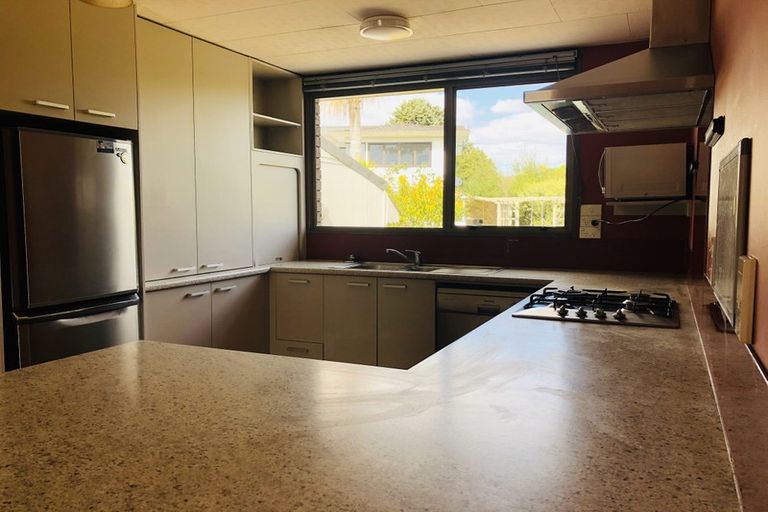 Photo of property in 11 Halldene Terrace, Red Beach, 0932