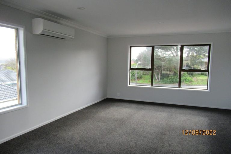 Photo of property in 4 Zita Maria Drive, Massey, Auckland, 0614