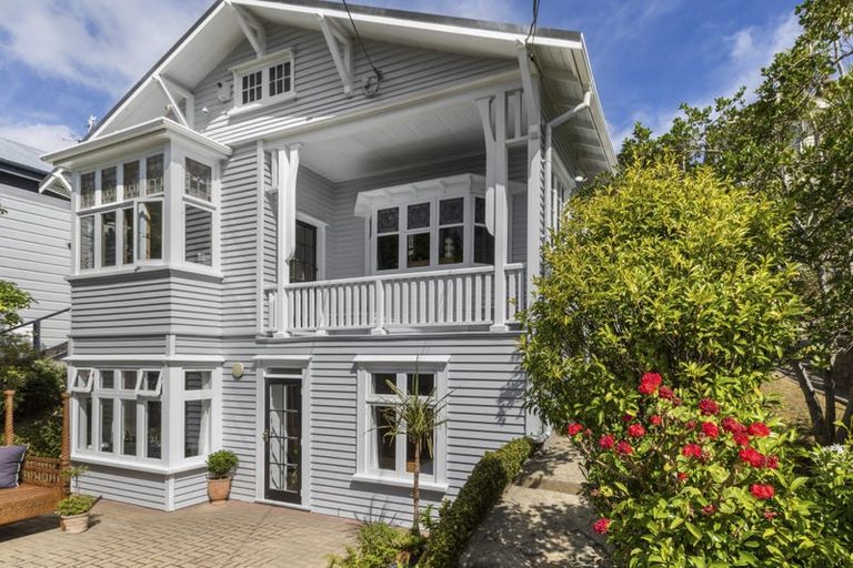 Photo of property in 92 Hataitai Road, Hataitai, Wellington, 6021