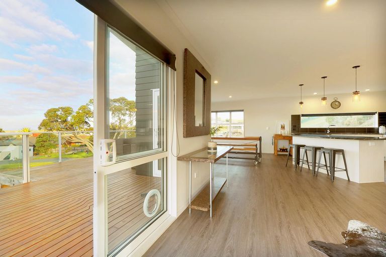 Photo of property in 21 Riverview Place, Waipu, 0582