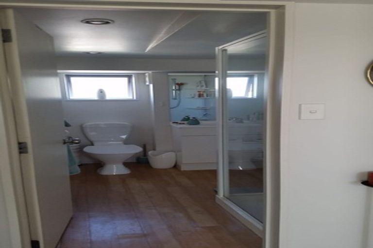 Photo of property in 142 Purchas Street, Edgeware, Christchurch, 8013