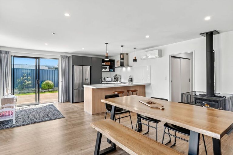 Photo of property in 18 Swan Street, Lake Hawea, Wanaka, 9382