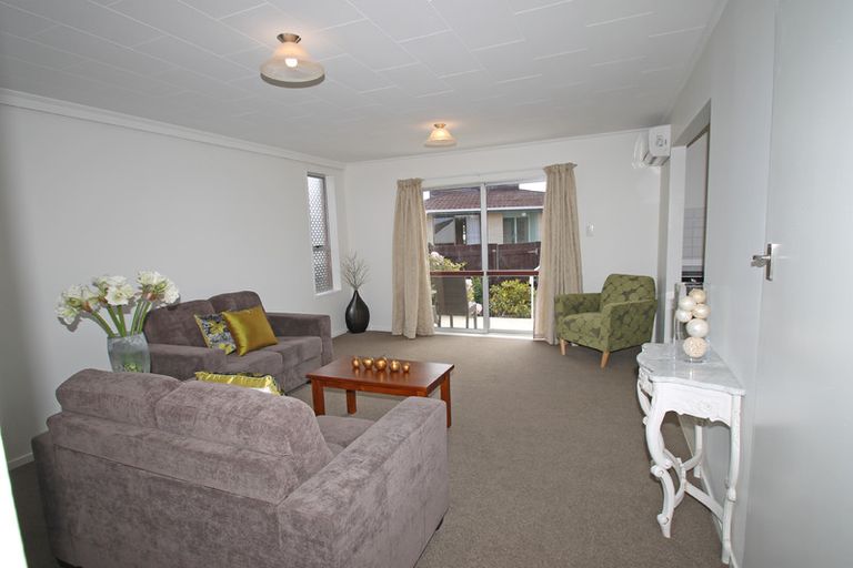 Photo of property in 5b Kent Place, Mosgiel, 9024