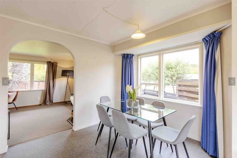 Photo of property in 10 Weathers Place, Taradale, Napier, 4112