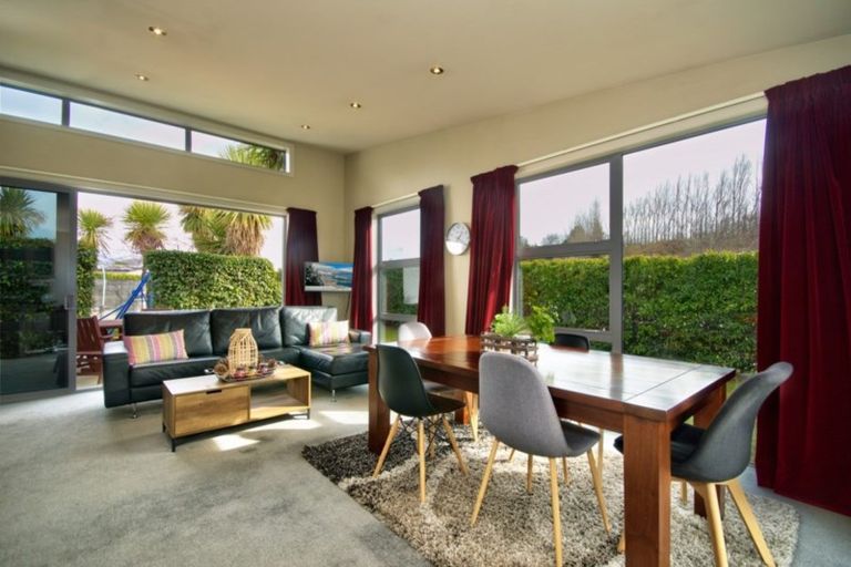 Photo of property in 1 Orbell Drive, Lake Hayes, Queenstown, 9304