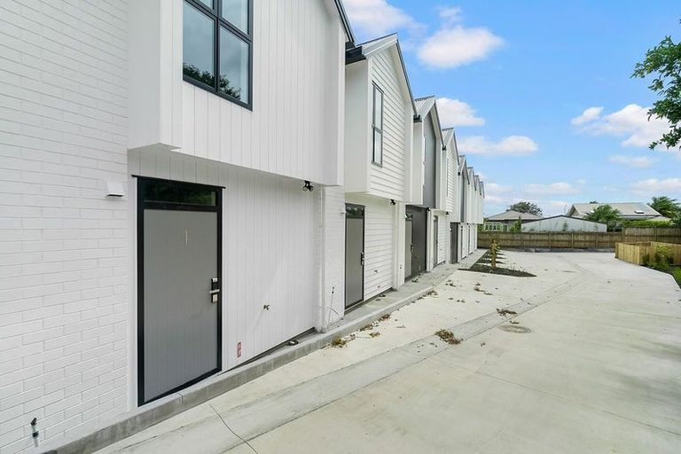 Photo of property in 1/1 Jersey Avenue, Mount Albert, Auckland, 1025
