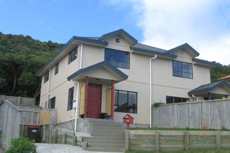 Photo of property in 75a Woodhouse Avenue, Karori, Wellington, 6012