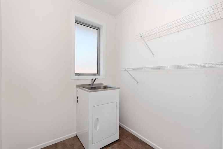 Photo of property in 130 Masters Avenue, Silverdale, Hamilton, 3216