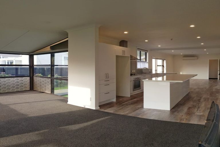 Photo of property in 177 Waiwhetu Road, Waterloo, Lower Hutt, 5011