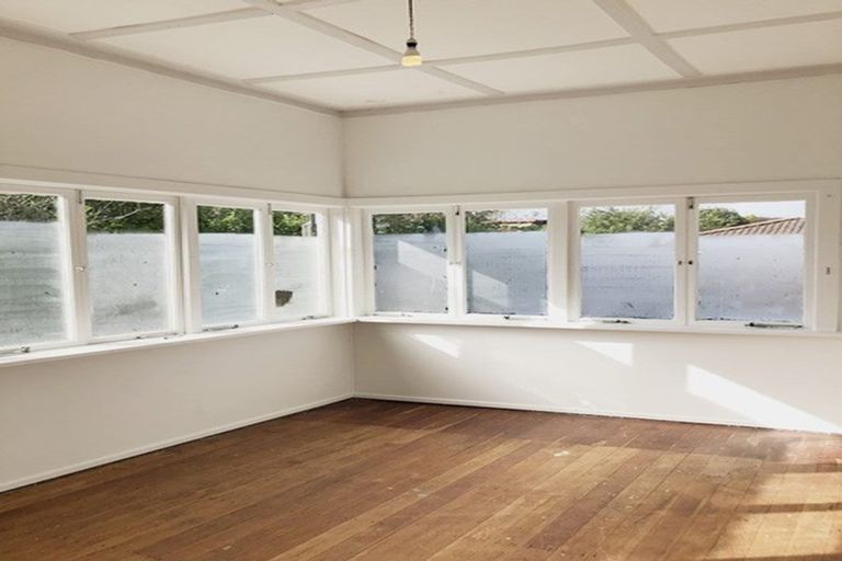 Photo of property in 1/8 Esmonde Road, Takapuna, Auckland, 0622