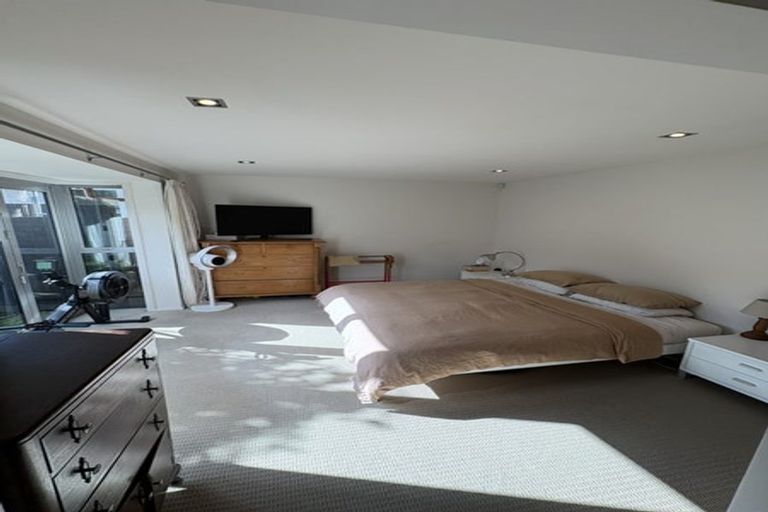 Photo of property in 21 Holmwood Road, Merivale, Christchurch, 8014