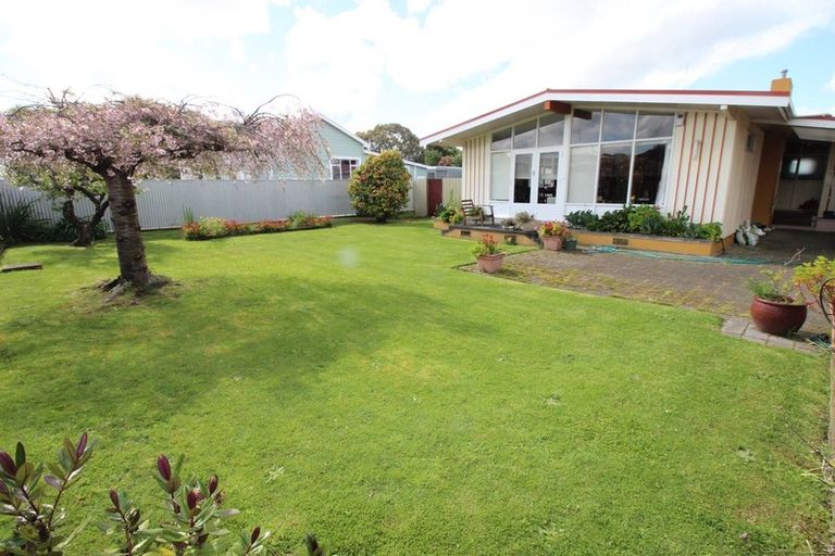 Photo of property in 19 King Street, Feilding, 4702