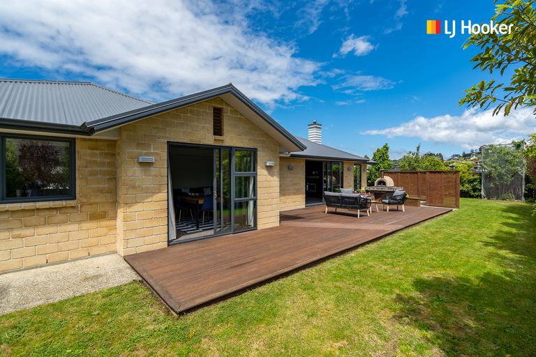 Photo of property in 14 Irwin Logan Drive, Mosgiel, 9024