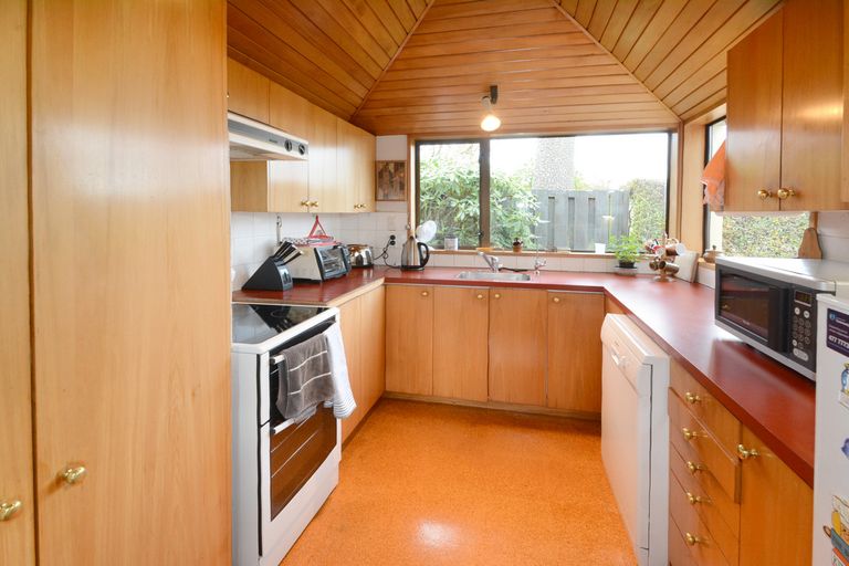 Photo of property in 126 Doon Street, Waverley, Dunedin, 9013