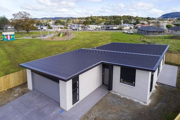 Photo of property in 13 Vinegar Hill Road, Hunterville, 4785