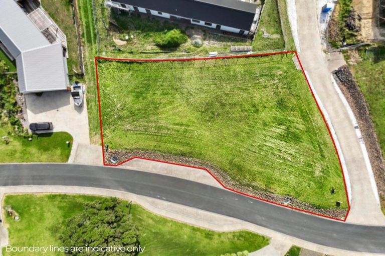 Photo of property in 1 Garden Way, Mangawhai Heads, Mangawhai, 0505