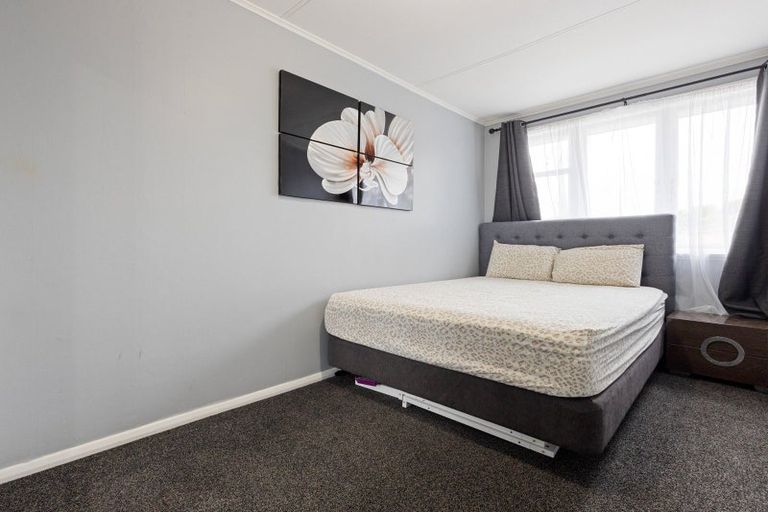 Photo of property in 22 Willis Street, Bader, Hamilton, 3206