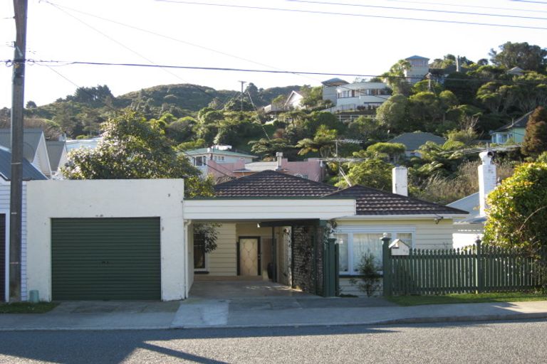 Photo of property in 22 Friend Street, Karori, Wellington, 6012