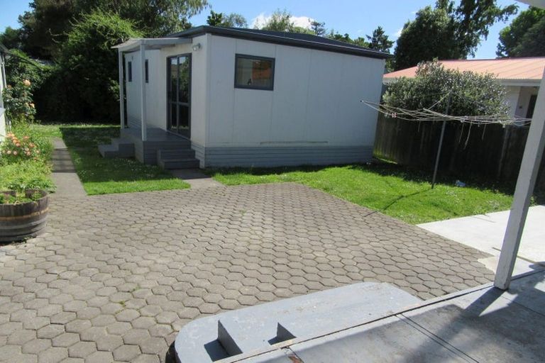 Photo of property in 3 Milnebank Street, Upper Riccarton, Christchurch, 8041
