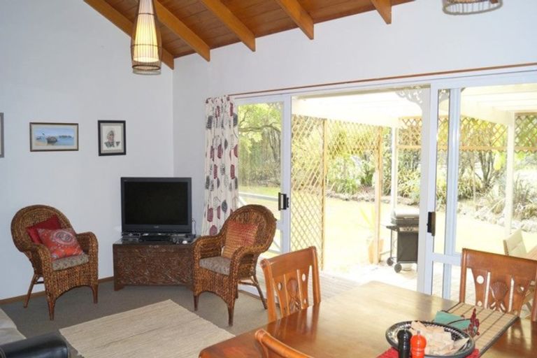 Photo of property in 16 Kendall Road, Kerikeri, 0230