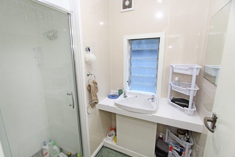 Photo of property in 17 Warrender Street, North Dunedin, Dunedin, 9016