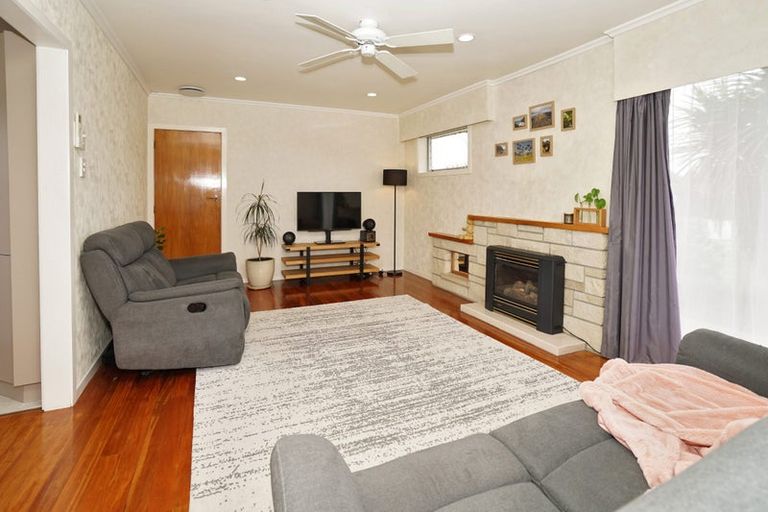 Photo of property in 30 Rhonda Avenue, Deanwell, Hamilton, 3206