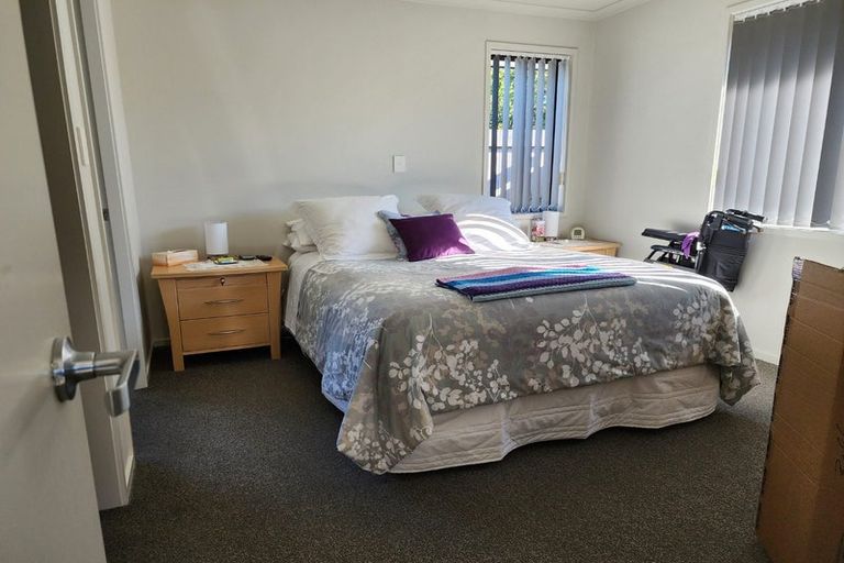 Photo of property in 21 Rainey Crescent, Papamoa Beach, Papamoa, 3118