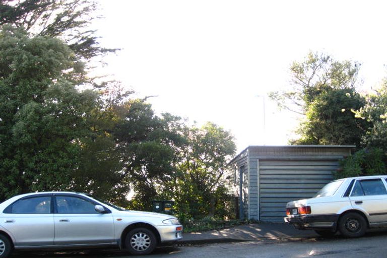 Photo of property in 175 Hackthorne Road, Cashmere, Christchurch, 8022