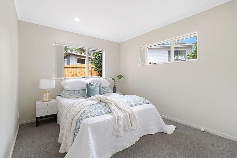 Photo of property in 14a Pooks Road, Ranui, Auckland, 0612