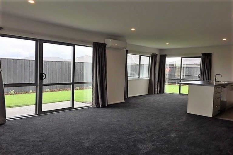 Photo of property in 44 Wallingford Crescent, Rolleston, 7615