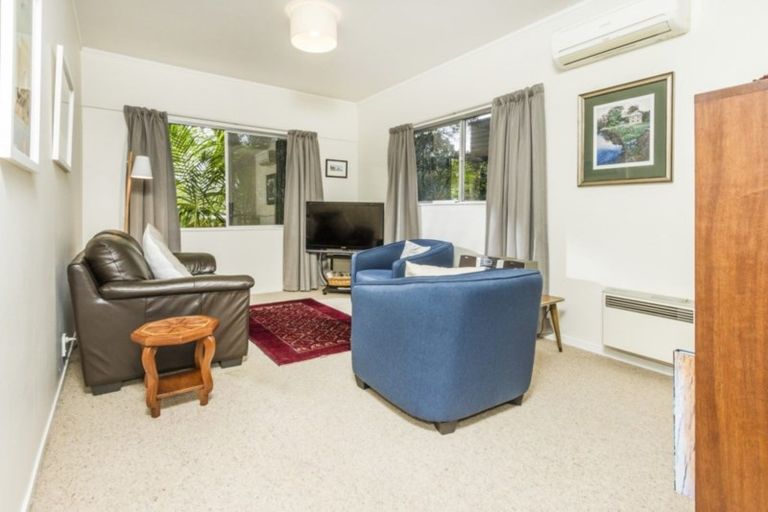 Photo of property in 4 Nereus Place, Mairangi Bay, Auckland, 0630