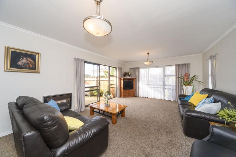 Photo of property in 33 Aintree Crescent, Awapuni, Palmerston North, 4412