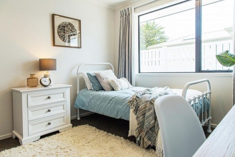 Photo of property in 19 Shibata Rise, Ranui, Auckland, 0612