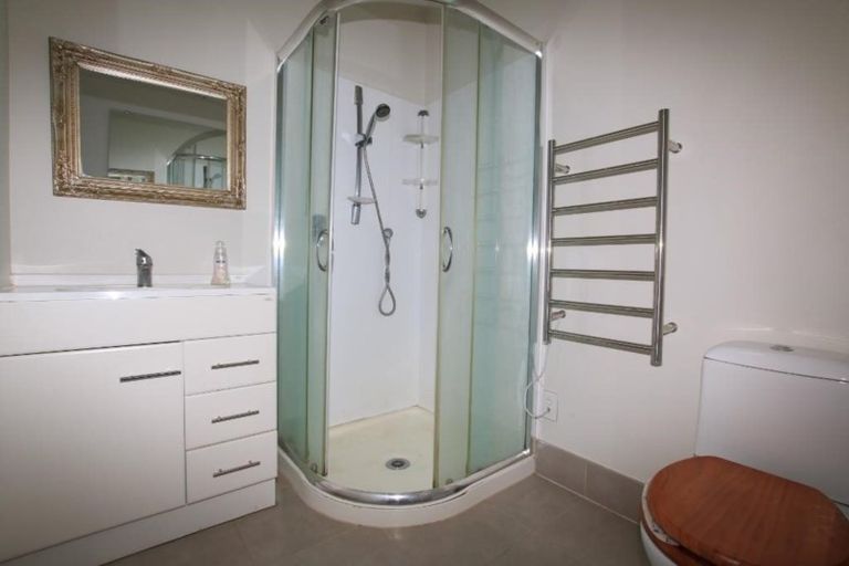 Photo of property in 13 La Veta Avenue, Mount Albert, Auckland, 1025