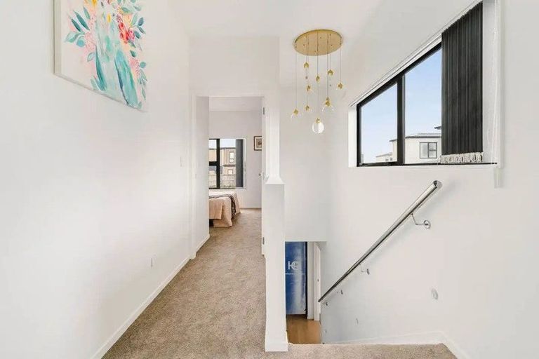 Photo of property in 12/32 Tapuwae Way, Mangere Bridge, 2022