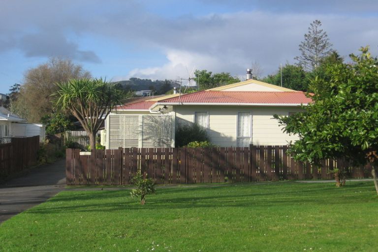 Photo of property in 16 Cockburn Street, Onerahi, Whangarei, 0110