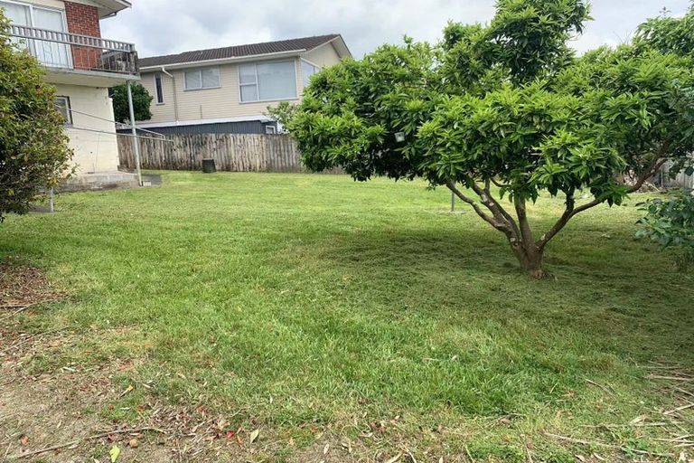 Photo of property in 143 Waimumu Road, Massey, Auckland, 0614