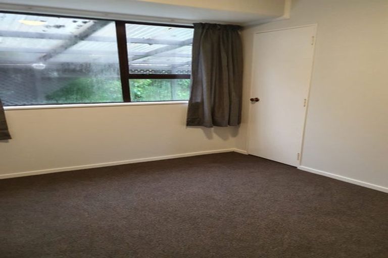 Photo of property in 113 Percy Dyett Drive, Karori, Wellington, 6012